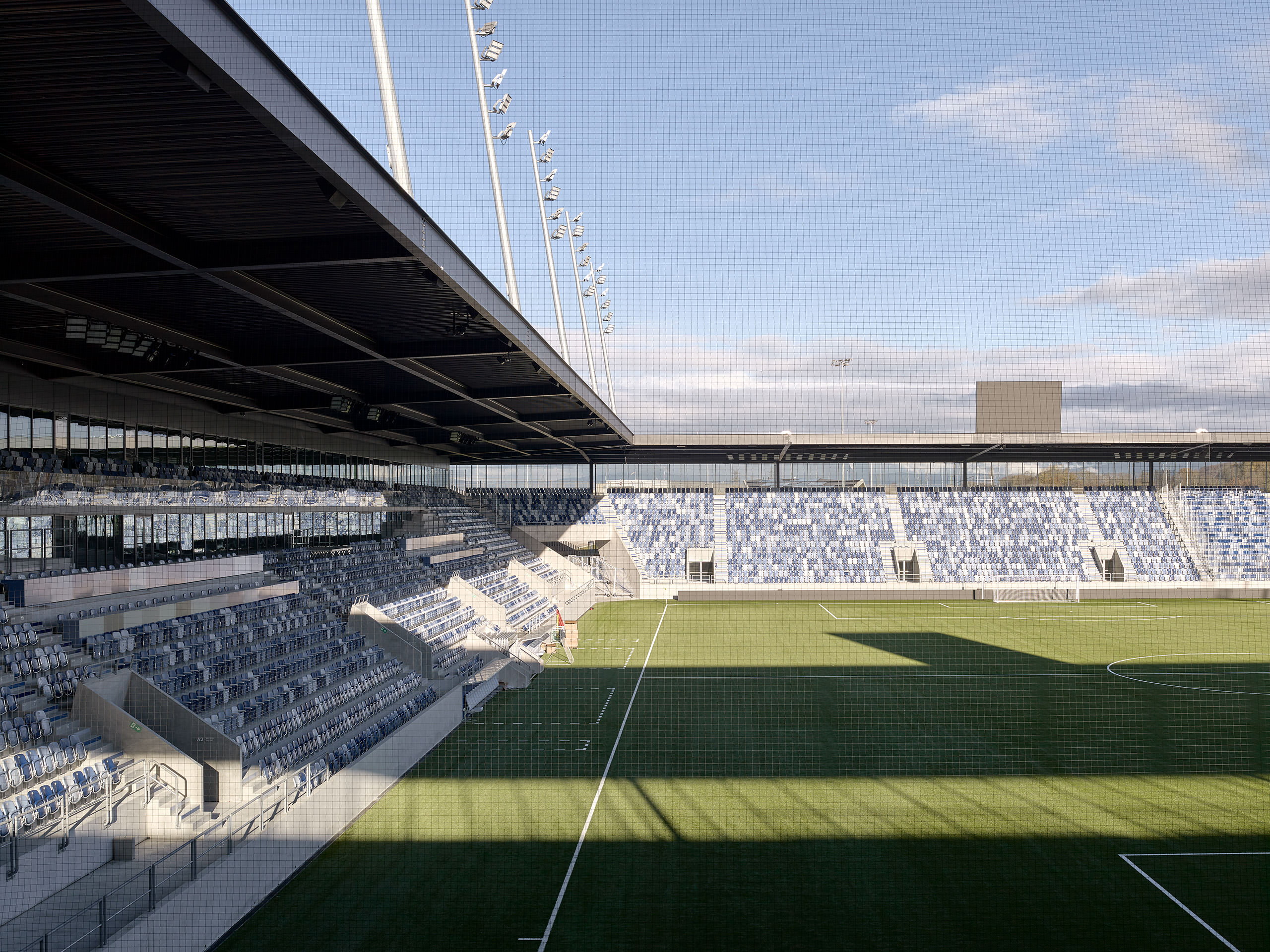 Stade de la Tuilière, Lausanne